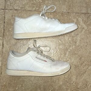 Classic reebok womens size 8